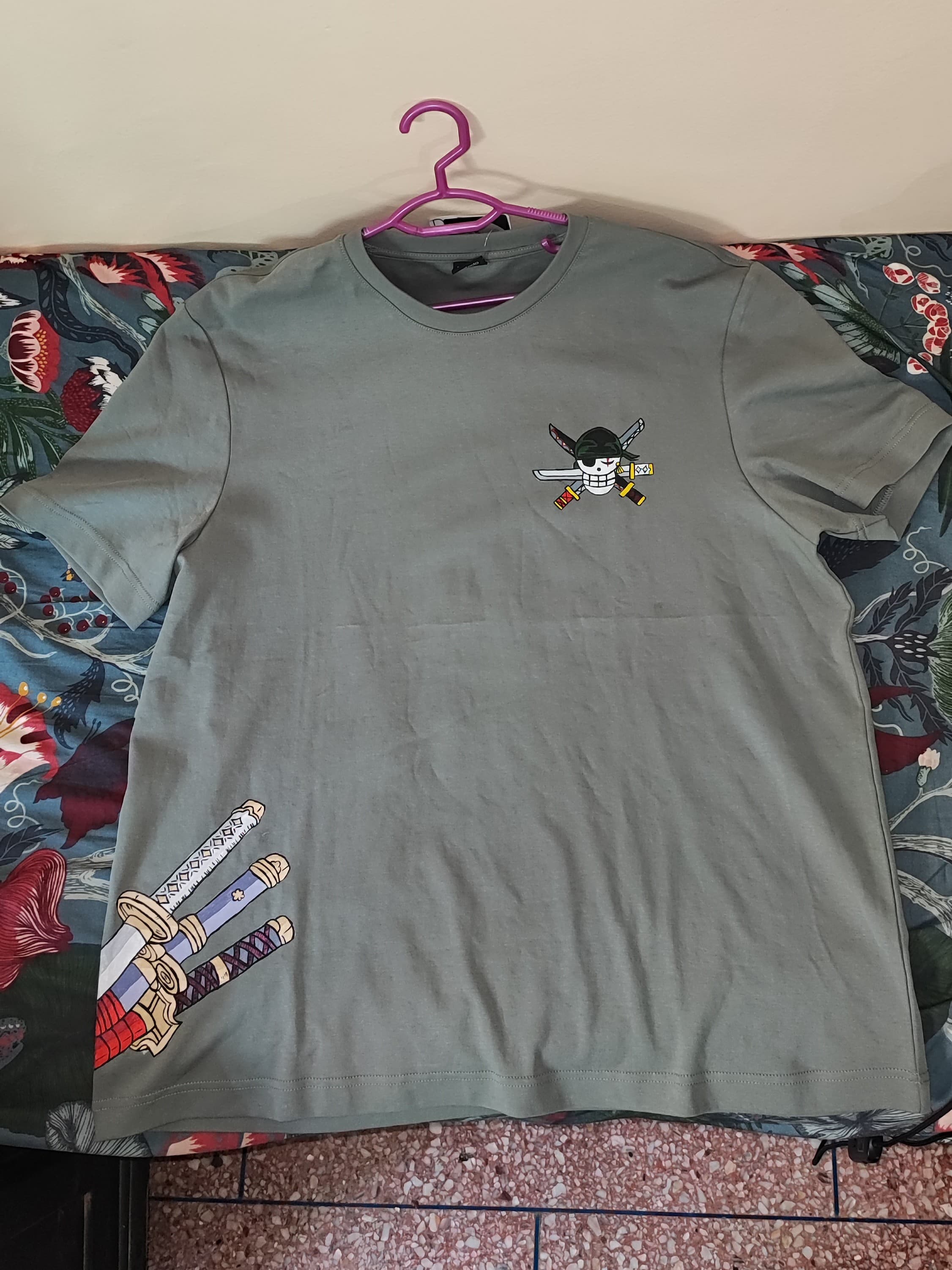 Roronoa zoro themed gray Tshirt hand painted